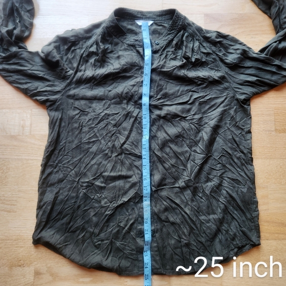 Lucky Brand Button-Up Top - Picture 9 of 10